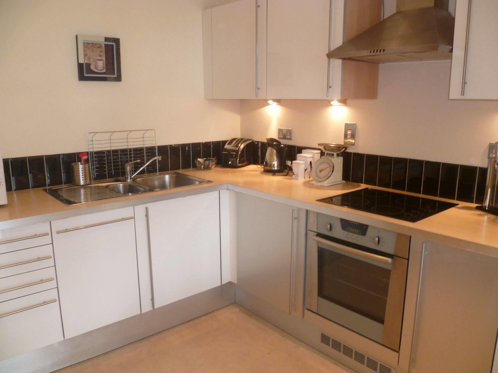 Crown Apartments 3B By Week2Week Newcastle upon Tyne Ngoại thất bức ảnh